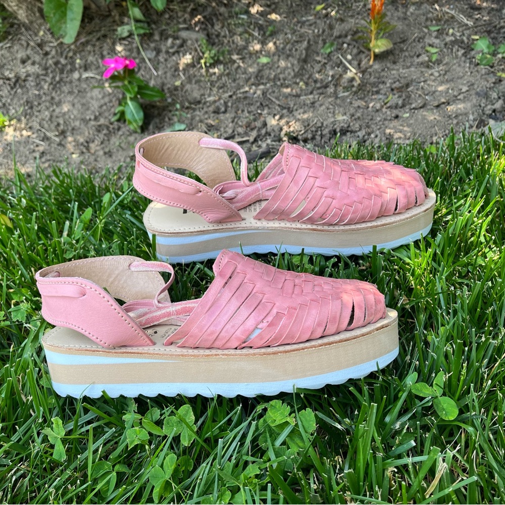 Pink Huarache platform